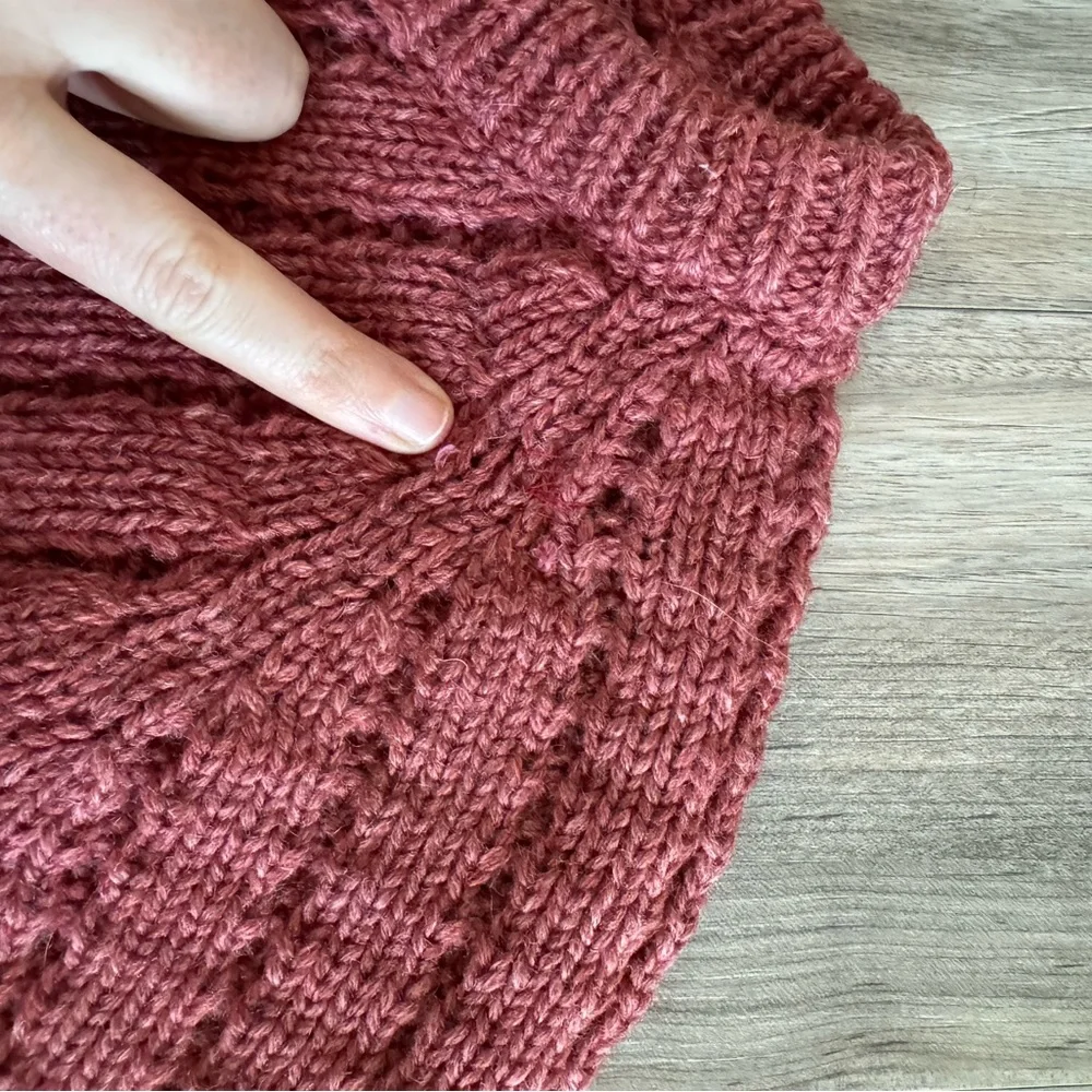 Vintage Rose Cable Knit Sweater - Picture 14 of 15
